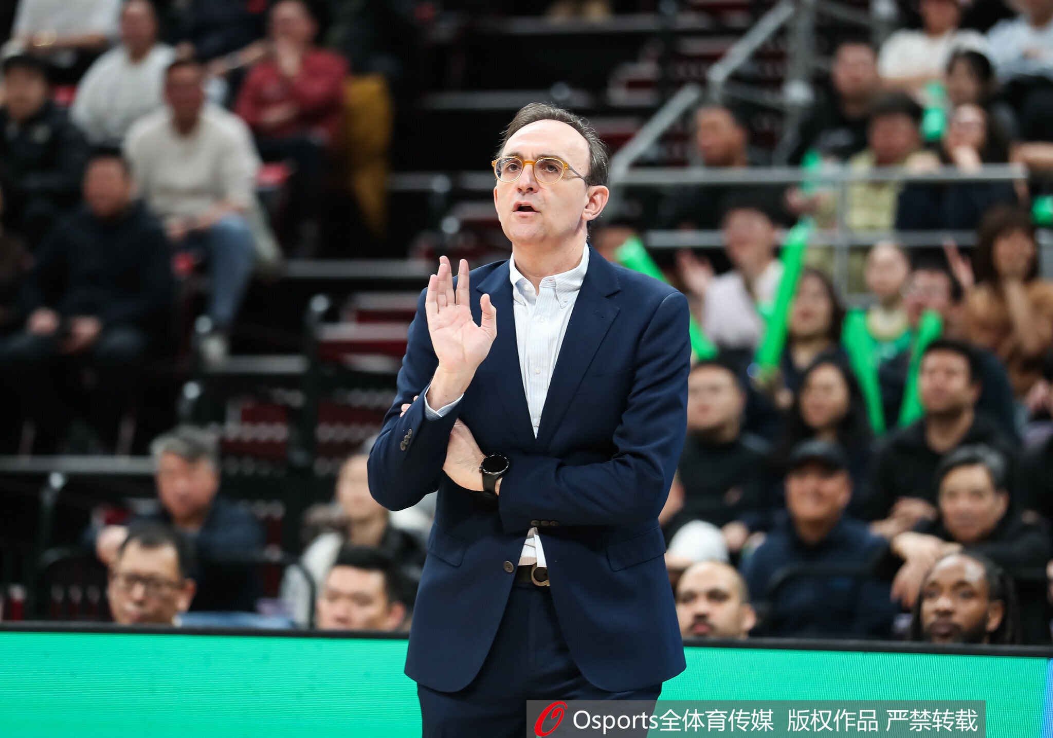 开云足球直播-乌戈：哈维需要第三节那样的手感找回节奏 我尽可能给每个人机会